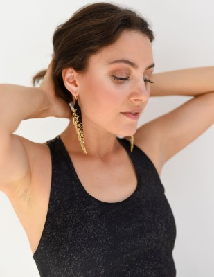 Wings earrings black and gold - short